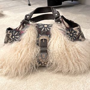 Kippys handbag with Tibetan lamb trim